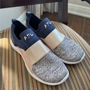 APL techloom bliss 7.5 men/9 womens